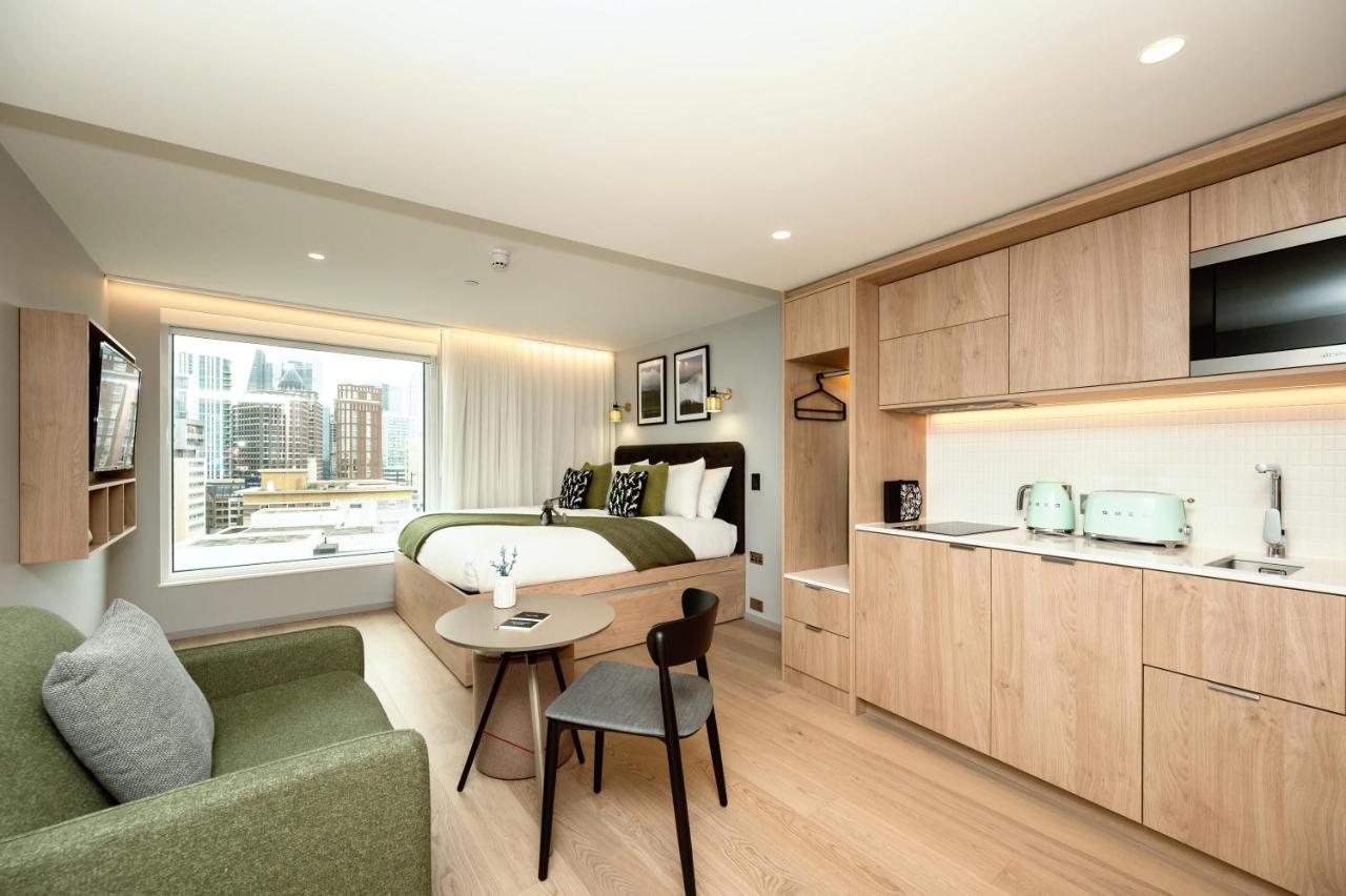 Wilde Aldgate Tower Bridge Londres